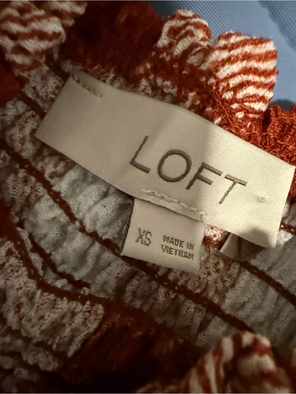 LOFT Rust and Cream Smocked Ruffle Tank - Picture 2 of 2
